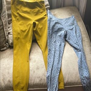 ATHLETA LEGGINGS SIZE XS